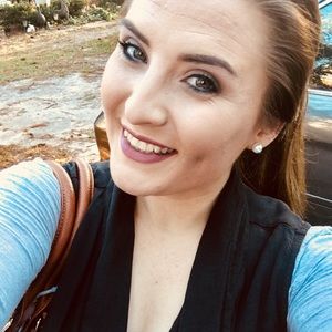 Meet your Posher, Kayli